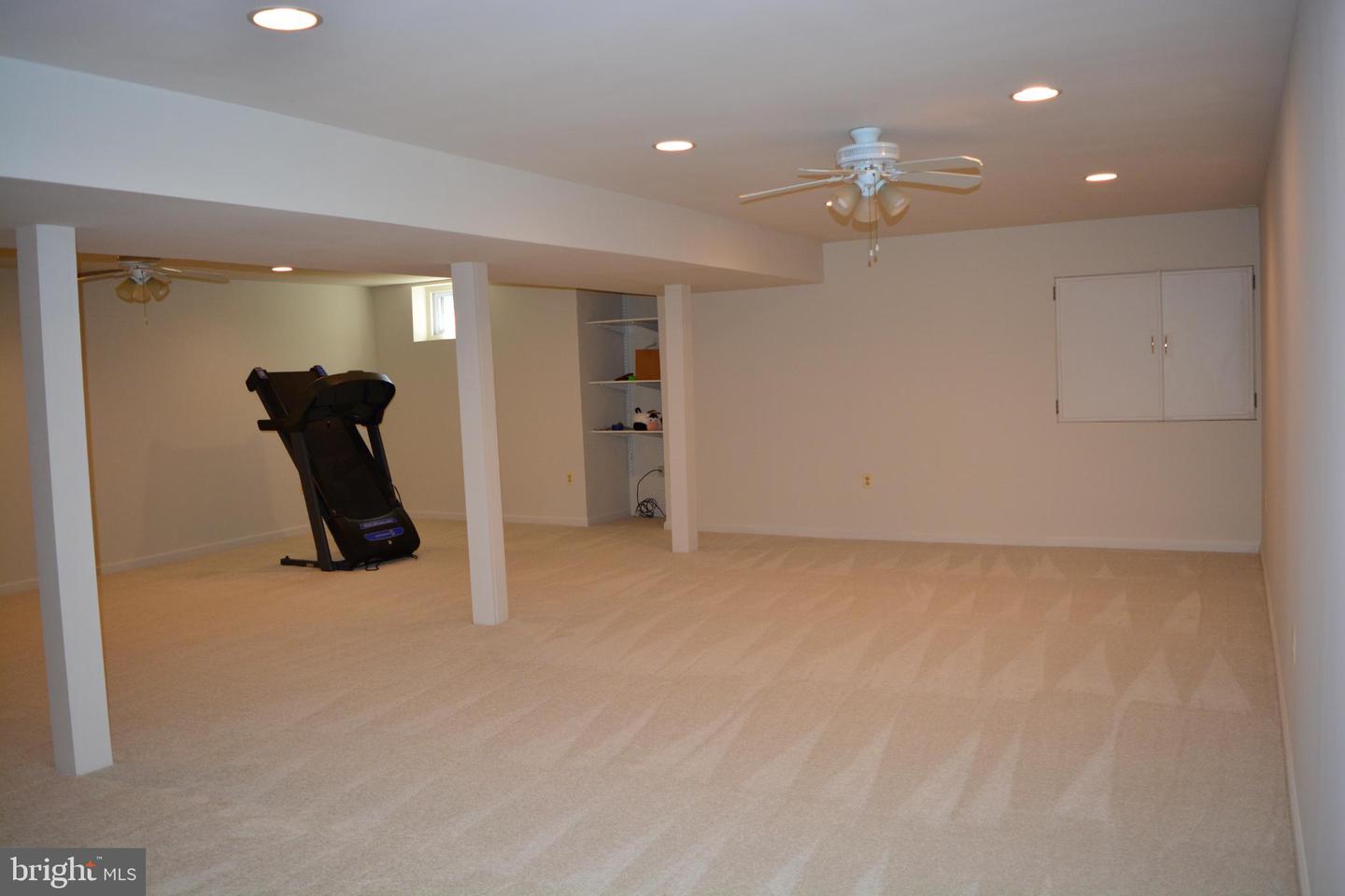 13267 BERLIN TPKE TPKE, LOVETTSVILLE, Virginia 20180, 4 Bedrooms Bedrooms, 6 Rooms Rooms,2 BathroomsBathrooms,Residential,For sale,13267 BERLIN TPKE TPKE,VALO2104676 MLS # VALO2104676