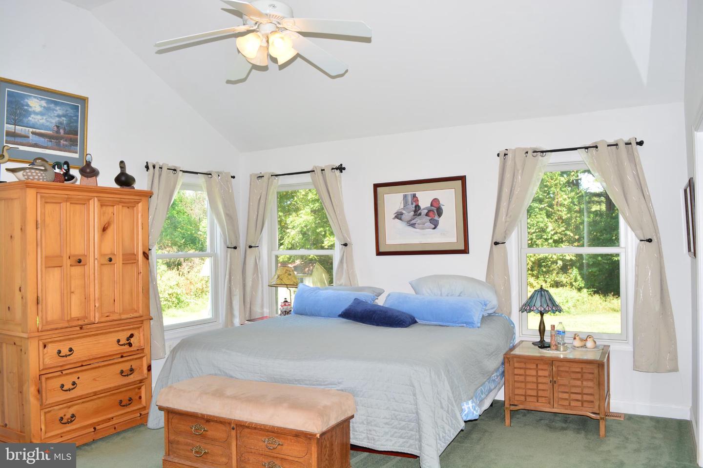 13267 BERLIN TPKE TPKE, LOVETTSVILLE, Virginia 20180, 4 Bedrooms Bedrooms, 6 Rooms Rooms,2 BathroomsBathrooms,Residential,For sale,13267 BERLIN TPKE TPKE,VALO2104676 MLS # VALO2104676