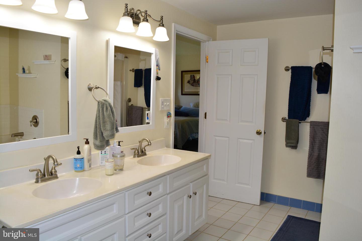 13267 BERLIN TPKE TPKE, LOVETTSVILLE, Virginia 20180, 4 Bedrooms Bedrooms, 6 Rooms Rooms,2 BathroomsBathrooms,Residential,For sale,13267 BERLIN TPKE TPKE,VALO2104676 MLS # VALO2104676