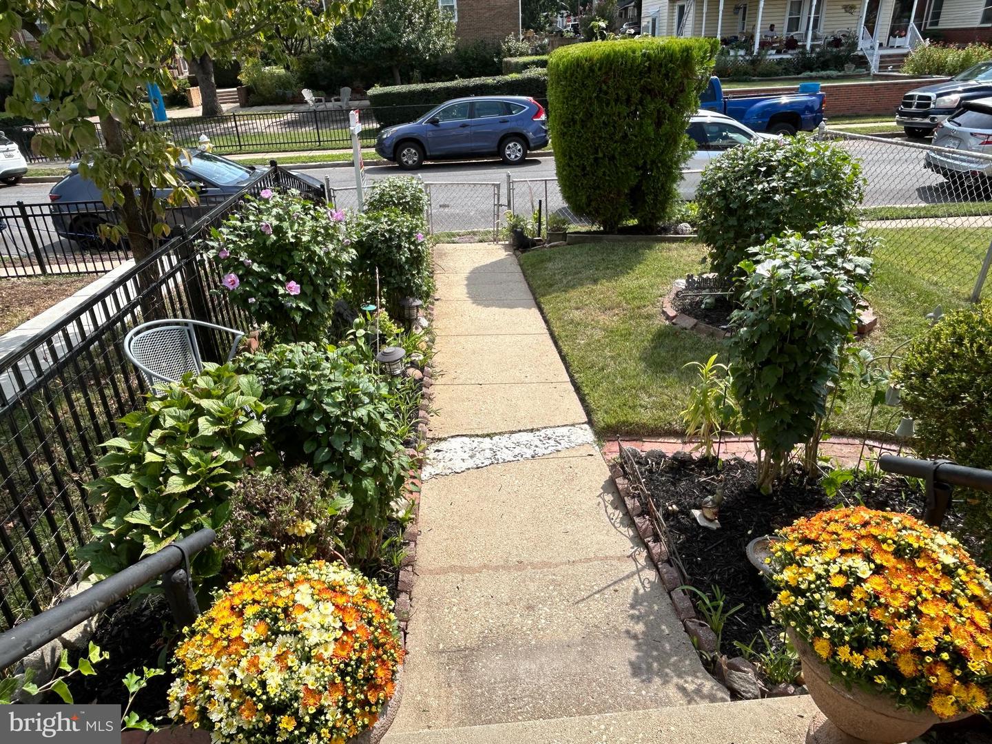 304 E NELSON AVE, ALEXANDRIA, Virginia 22301, 2 Bedrooms Bedrooms, ,2 BathroomsBathrooms,Residential,For sale,304 E NELSON AVE,VAAX2048666 MLS # VAAX2048666