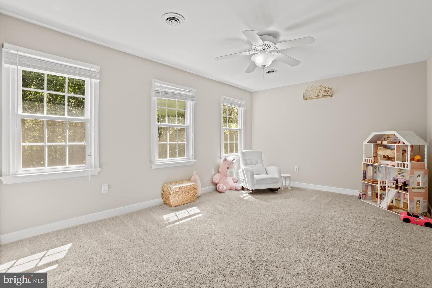 6815 BLOOMSBURY LN, SPOTSYLVANIA, Virginia 22553, 4 Bedrooms Bedrooms, ,2 BathroomsBathrooms,Residential,For sale,6815 BLOOMSBURY LN,VASP2035552 MLS # VASP2035552