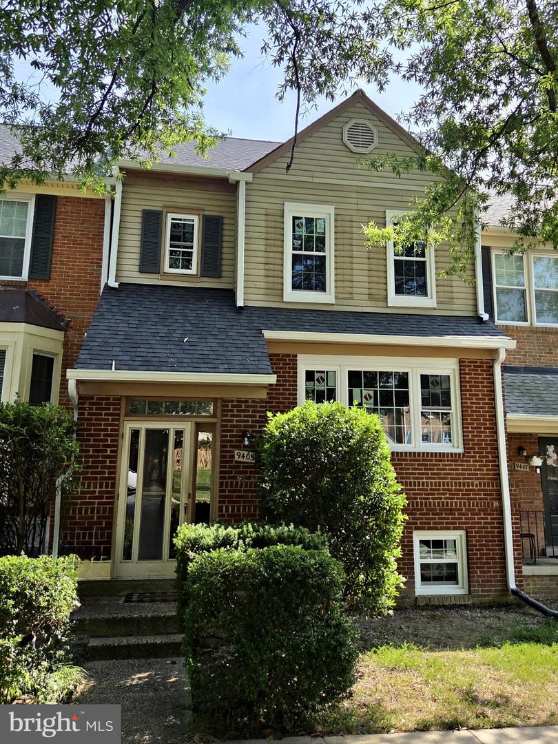 9405 WILLIAM KIRK LN, BURKE, Virginia 22015, 3 Bedrooms Bedrooms, ,2 BathroomsBathrooms,Residential,For sale,9405 WILLIAM KIRK LN,VAFX2262116 MLS # VAFX2262116