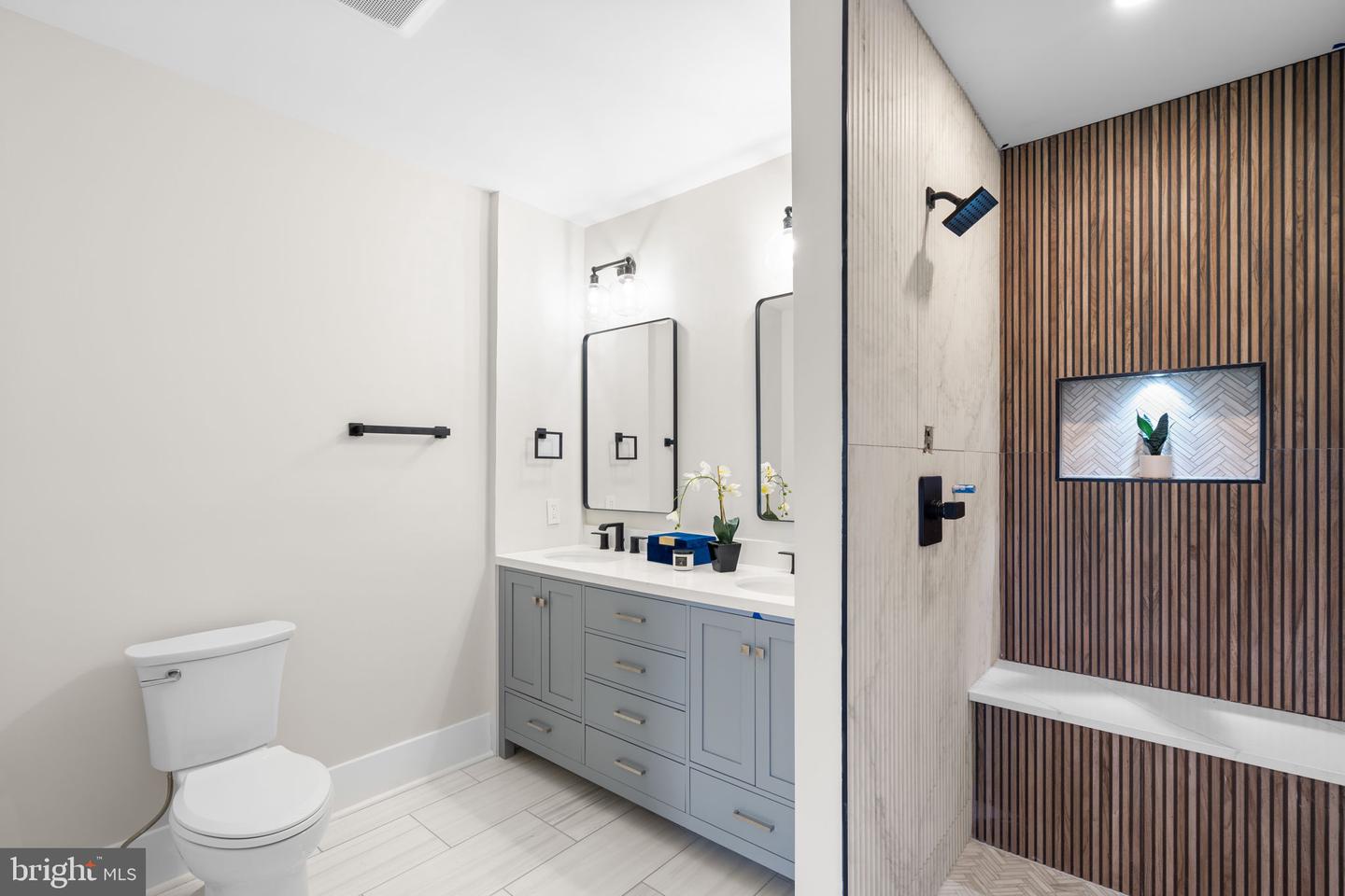 1816 13TH ST NW, WASHINGTON, District Of Columbia 20009, 5 Bedrooms Bedrooms, ,5 BathroomsBathrooms,Residential,For sale,1816 13TH ST NW,DCDC2216230 MLS # DCDC2216230