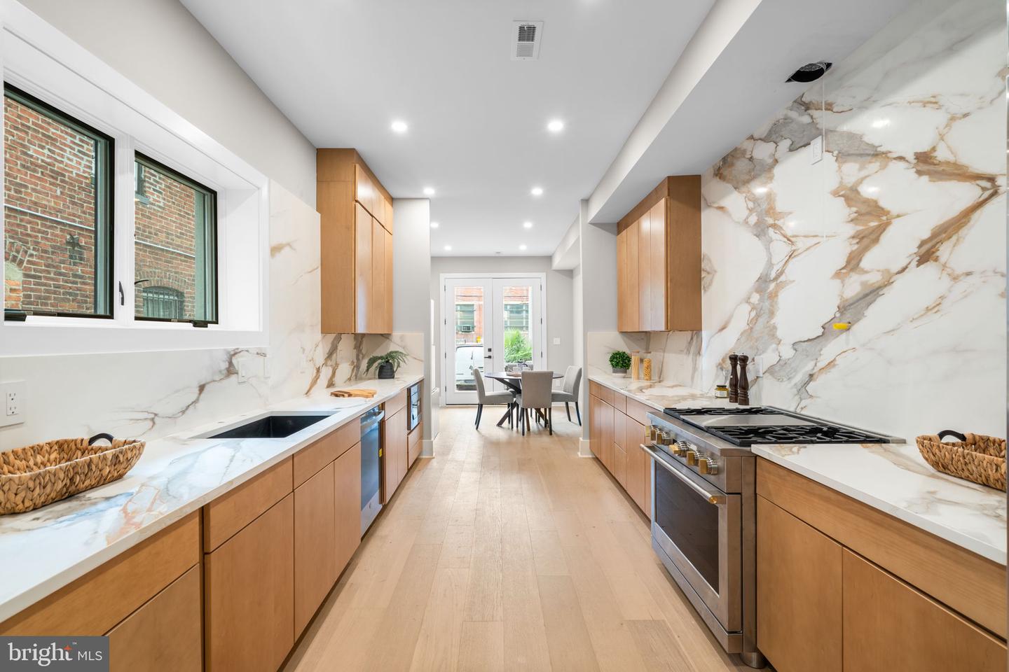 1816 13TH ST NW, WASHINGTON, District Of Columbia 20009, 5 Bedrooms Bedrooms, ,5 BathroomsBathrooms,Residential,For sale,1816 13TH ST NW,DCDC2216230 MLS # DCDC2216230