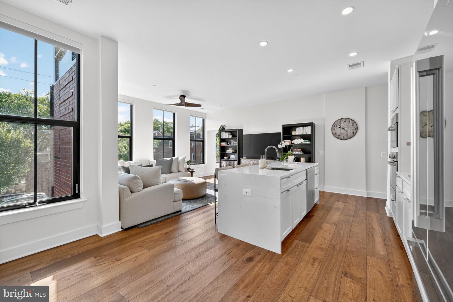 1312 KING STREET #210, ALEXANDRIA, Virginia 22314, 2 Bedrooms Bedrooms, ,2 BathroomsBathrooms,Residential,For sale,1312 KING STREET #210,VAAX2048918 MLS # VAAX2048918