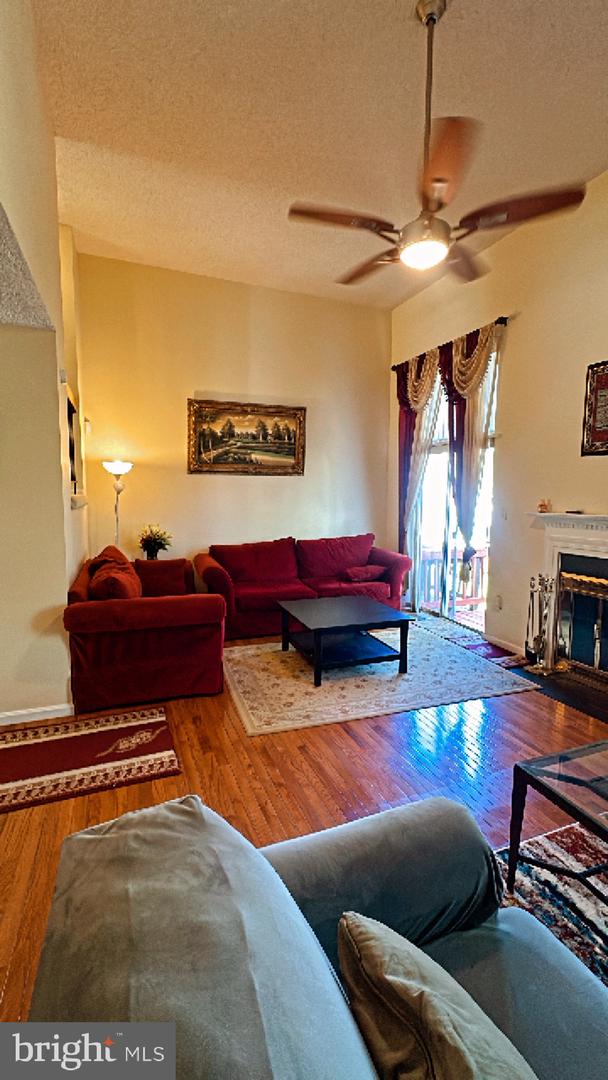 12287 WYE OAK COMMONS CIR, BURKE, Virginia 22015, 3 Bedrooms Bedrooms, ,3 BathroomsBathrooms,Residential,For sale,12287 WYE OAK COMMONS CIR,VAFX2263696 MLS # VAFX2263696