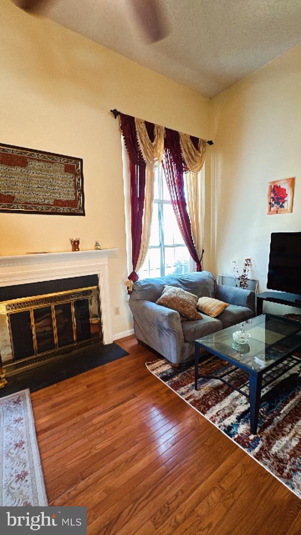 12287 WYE OAK COMMONS CIR, BURKE, Virginia 22015, 3 Bedrooms Bedrooms, ,3 BathroomsBathrooms,Residential,For sale,12287 WYE OAK COMMONS CIR,VAFX2263696 MLS # VAFX2263696