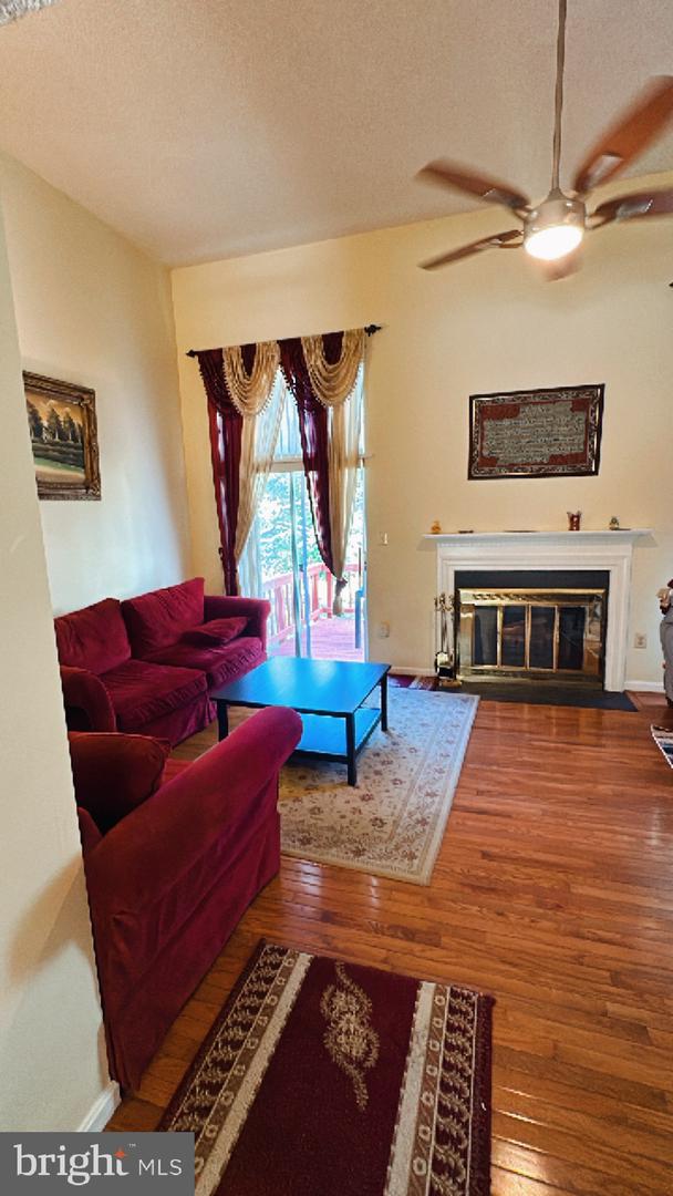 12287 WYE OAK COMMONS CIR, BURKE, Virginia 22015, 3 Bedrooms Bedrooms, ,3 BathroomsBathrooms,Residential,For sale,12287 WYE OAK COMMONS CIR,VAFX2263696 MLS # VAFX2263696