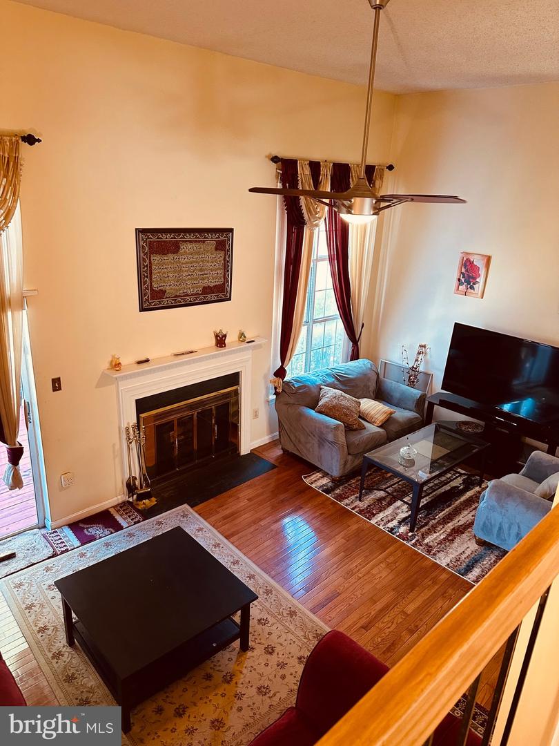 12287 WYE OAK COMMONS CIR, BURKE, Virginia 22015, 3 Bedrooms Bedrooms, ,3 BathroomsBathrooms,Residential,For sale,12287 WYE OAK COMMONS CIR,VAFX2263696 MLS # VAFX2263696