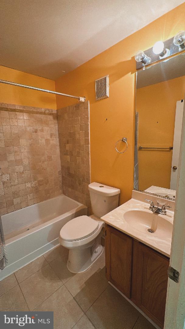 12287 WYE OAK COMMONS CIR, BURKE, Virginia 22015, 3 Bedrooms Bedrooms, ,3 BathroomsBathrooms,Residential,For sale,12287 WYE OAK COMMONS CIR,VAFX2263696 MLS # VAFX2263696