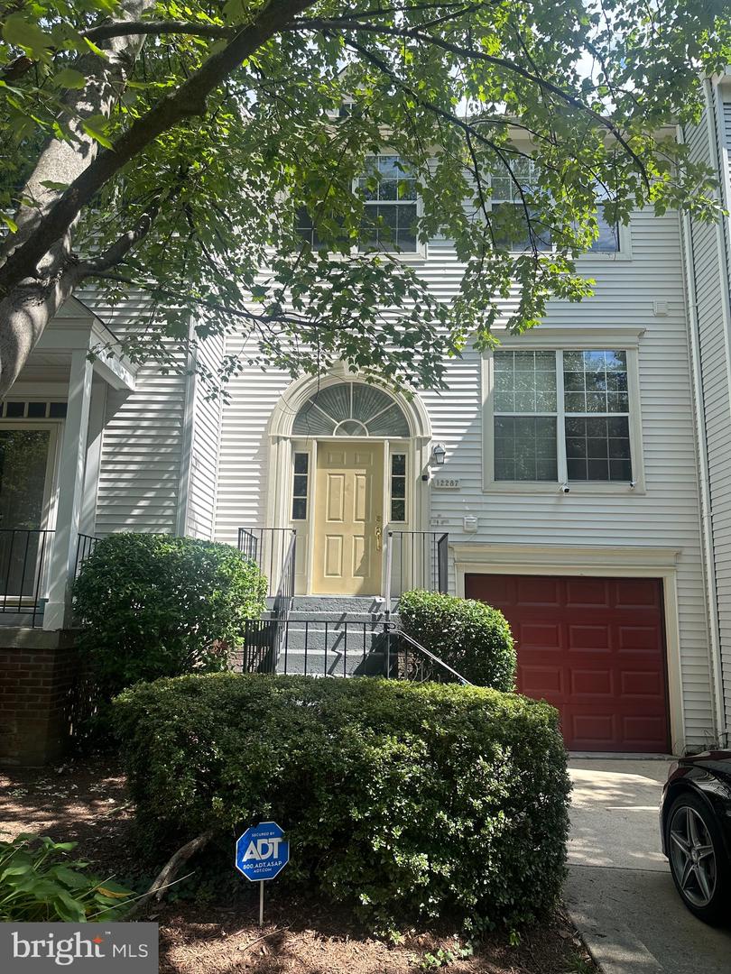 12287 WYE OAK COMMONS CIR, BURKE, Virginia 22015, 3 Bedrooms Bedrooms, ,3 BathroomsBathrooms,Residential,For sale,12287 WYE OAK COMMONS CIR,VAFX2263696 MLS # VAFX2263696