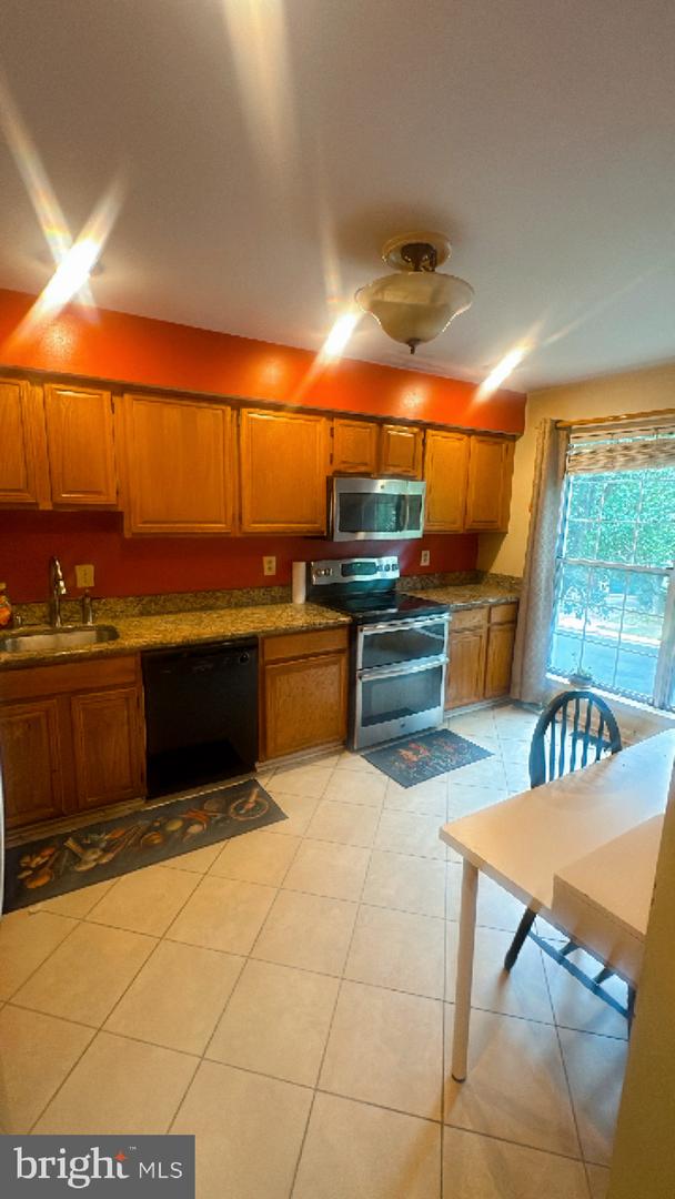 12287 WYE OAK COMMONS CIR, BURKE, Virginia 22015, 3 Bedrooms Bedrooms, ,3 BathroomsBathrooms,Residential,For sale,12287 WYE OAK COMMONS CIR,VAFX2263696 MLS # VAFX2263696