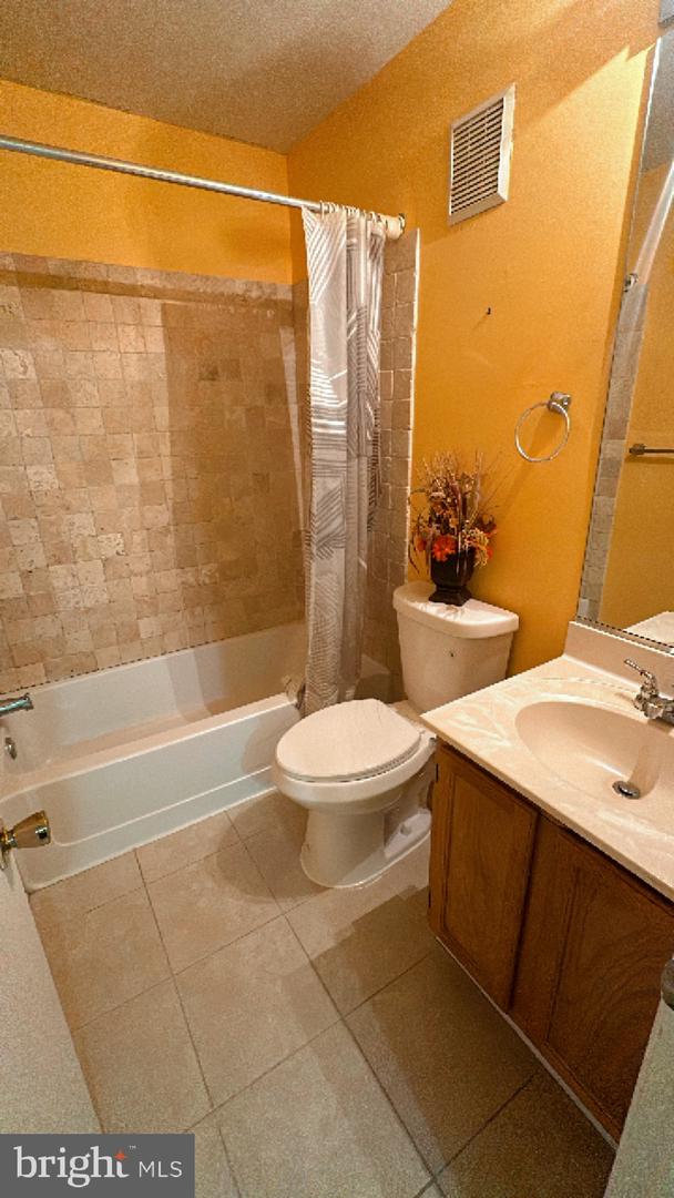 12287 WYE OAK COMMONS CIR, BURKE, Virginia 22015, 3 Bedrooms Bedrooms, ,3 BathroomsBathrooms,Residential,For sale,12287 WYE OAK COMMONS CIR,VAFX2263696 MLS # VAFX2263696