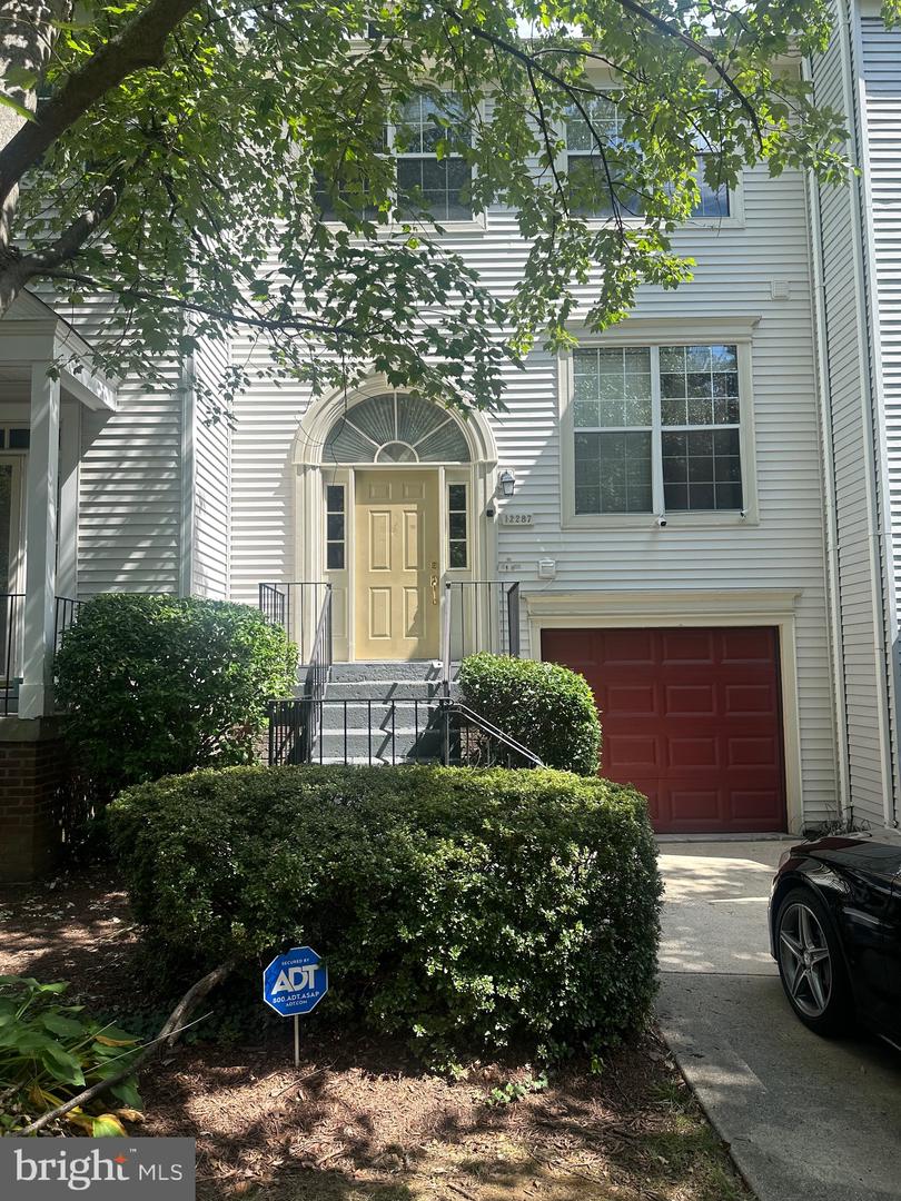 12287 WYE OAK COMMONS CIR, BURKE, Virginia 22015, 3 Bedrooms Bedrooms, ,3 BathroomsBathrooms,Residential,For sale,12287 WYE OAK COMMONS CIR,VAFX2263696 MLS # VAFX2263696