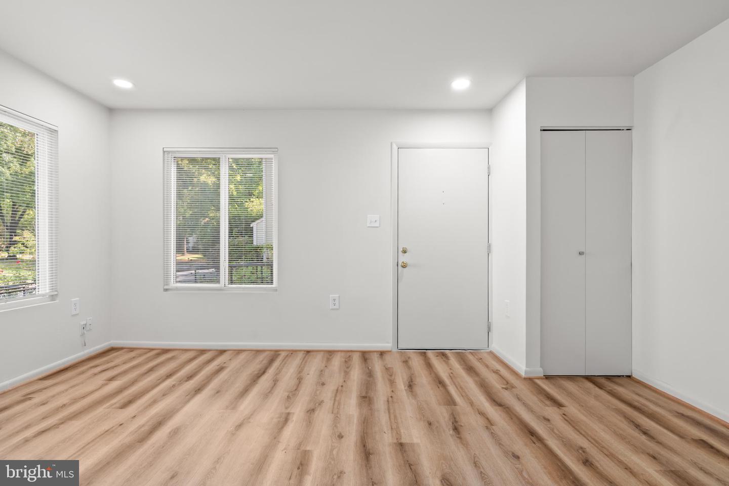 10330 LURIA COMMOS CT. #1 B, BURKE, Virginia 22015, 2 Bedrooms Bedrooms, ,1 BathroomBathrooms,Residential,For sale,10330 LURIA COMMOS CT. #1 B,VAFX2263782 MLS # VAFX2263782 10330 LURIA COMMOS CT. #1 B, BURKE, Virginia 22015, 2 Bedrooms Bedrooms, ,1 BathroomBathrooms,Residential,For sale,10330 LURIA COMMOS CT. #1 B,VAFX2263782 MLS # VAFX2263782