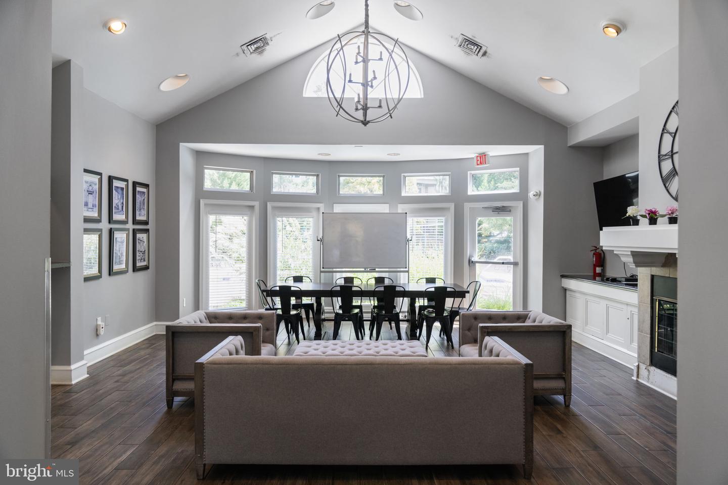 12919 ALTON SQ #117, HERNDON, Virginia 20170, 1 Bedroom Bedrooms, ,1 BathroomBathrooms,Residential,For sale,12919 ALTON SQ #117,VAFX2264098 MLS # VAFX2264098 12919 ALTON SQ #117, HERNDON, Virginia 20170, 1 Bedroom Bedrooms, ,1 BathroomBathrooms,Residential,For sale,12919 ALTON SQ #117,VAFX2264098 MLS # VAFX2264098