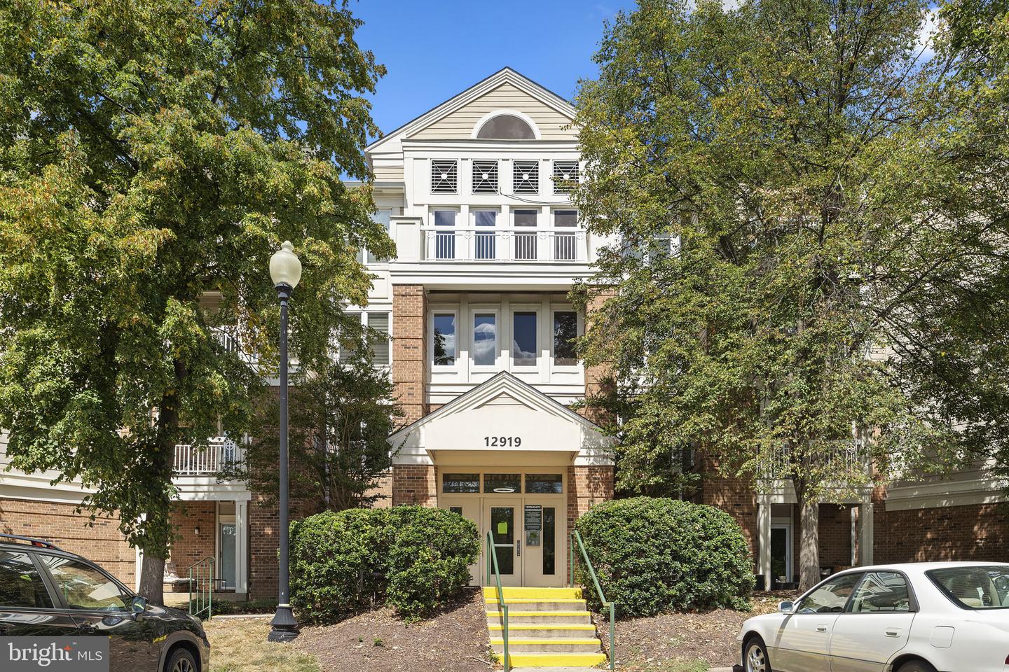 12919 ALTON SQ #117, HERNDON, Virginia 20170, 1 Bedroom Bedrooms, ,1 BathroomBathrooms,Residential,For sale,12919 ALTON SQ #117,VAFX2264098 MLS # VAFX2264098 12919 ALTON SQ #117, HERNDON, Virginia 20170, 1 Bedroom Bedrooms, ,1 BathroomBathrooms,Residential,For sale,12919 ALTON SQ #117,VAFX2264098 MLS # VAFX2264098