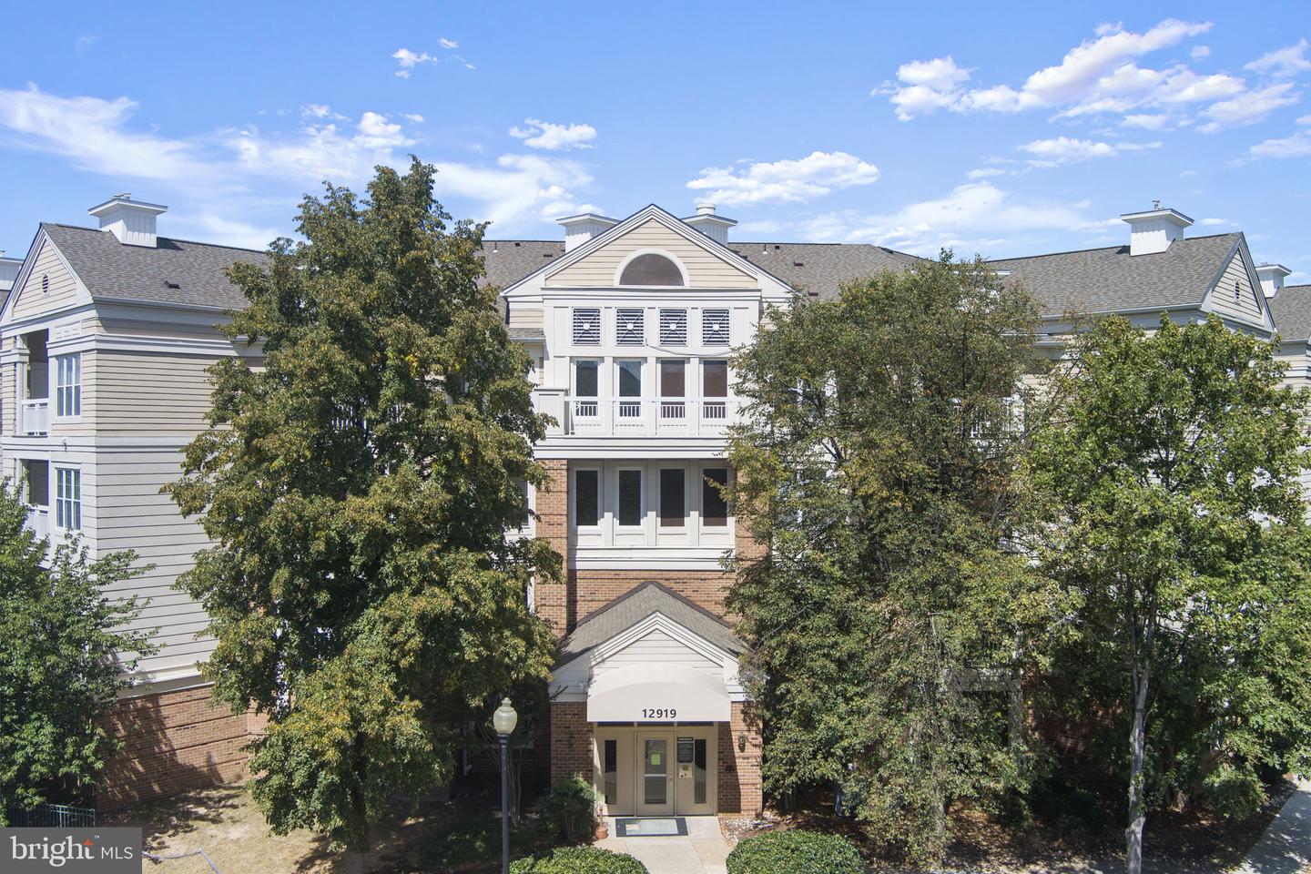 12919 ALTON SQ #117, HERNDON, Virginia 20170, 1 Bedroom Bedrooms, ,1 BathroomBathrooms,Residential,For sale,12919 ALTON SQ #117,VAFX2264098 MLS # VAFX2264098 12919 ALTON SQ #117, HERNDON, Virginia 20170, 1 Bedroom Bedrooms, ,1 BathroomBathrooms,Residential,For sale,12919 ALTON SQ #117,VAFX2264098 MLS # VAFX2264098