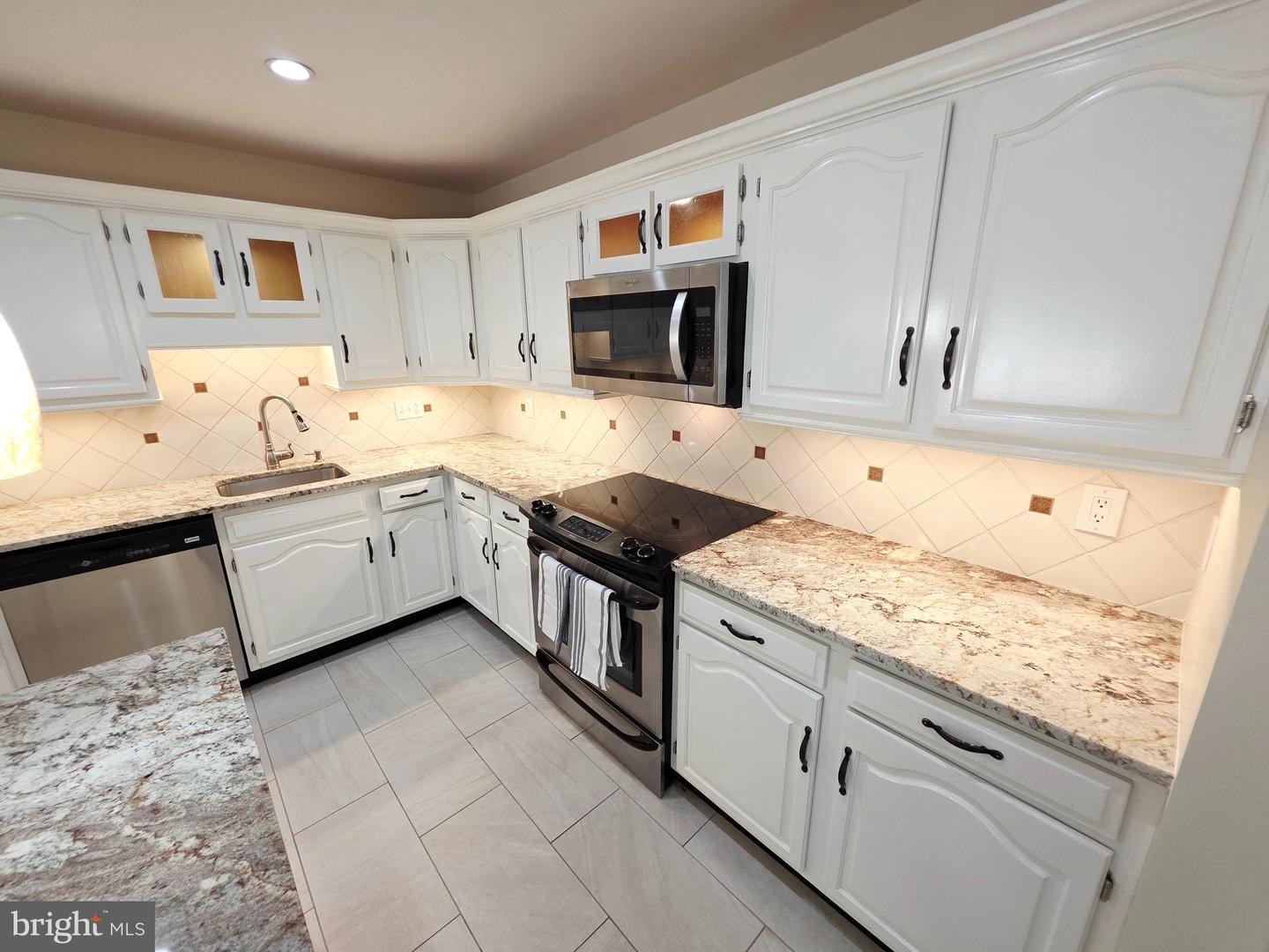 11682 MEDITERRANEAN CT, RESTON, Virginia 20190, 3 Bedrooms Bedrooms, ,2 BathroomsBathrooms,Residential,For sale,11682 MEDITERRANEAN CT,VAFX2264208 MLS # VAFX2264208