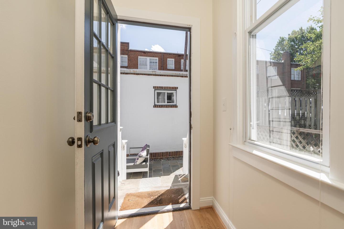 3249 38TH ST NW, WASHINGTON, District Of Columbia 20016, 3 Bedrooms Bedrooms, ,3 BathroomsBathrooms,Residential,For sale,3249 38TH ST NW,DCDC2217622 MLS # DCDC2217622