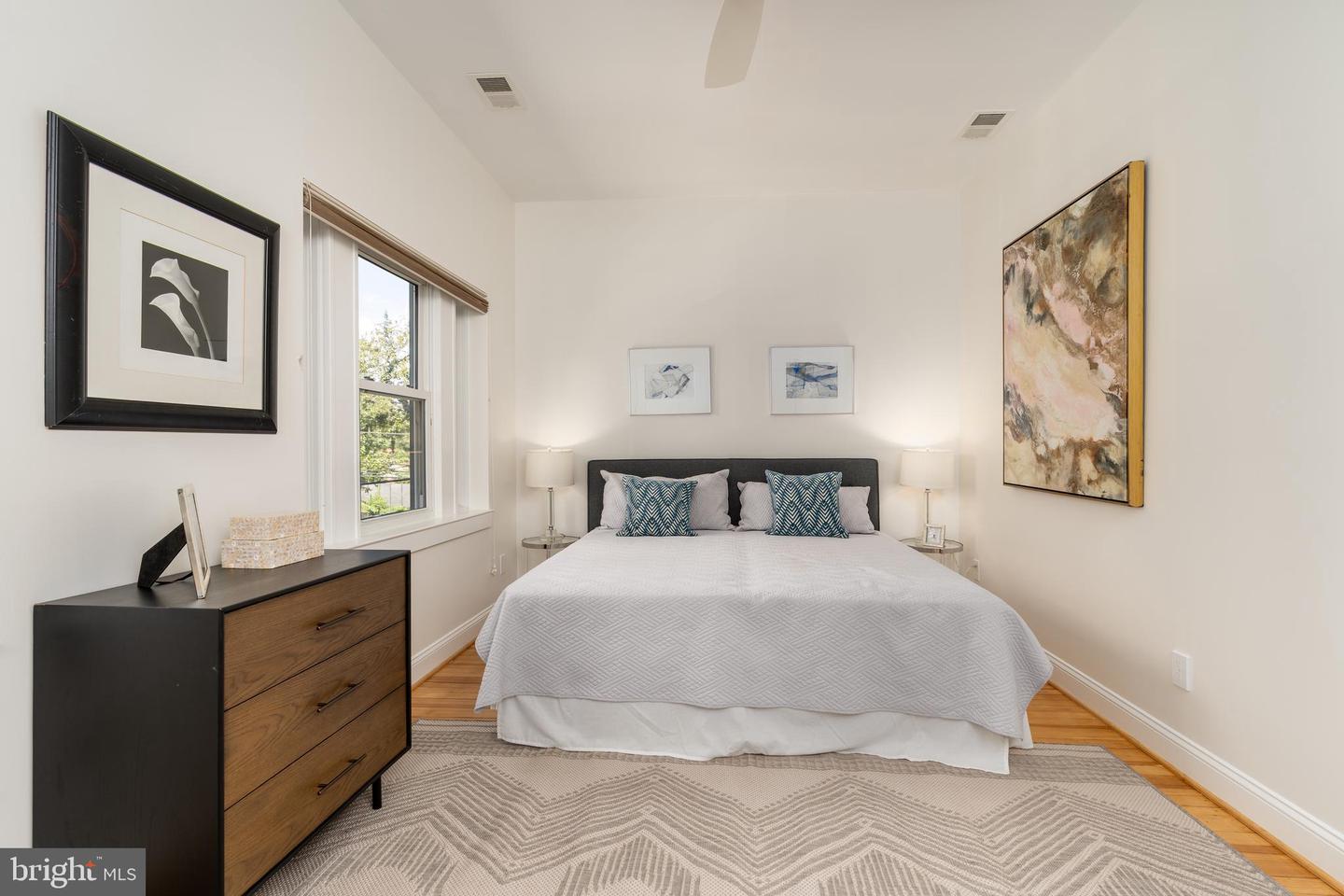 3249 38TH ST NW, WASHINGTON, District Of Columbia 20016, 3 Bedrooms Bedrooms, ,3 BathroomsBathrooms,Residential,For sale,3249 38TH ST NW,DCDC2217622 MLS # DCDC2217622