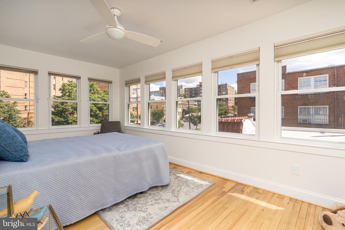 3249 38TH ST NW, WASHINGTON, District Of Columbia 20016, 3 Bedrooms Bedrooms, ,3 BathroomsBathrooms,Residential,For sale,3249 38TH ST NW,DCDC2217622 MLS # DCDC2217622