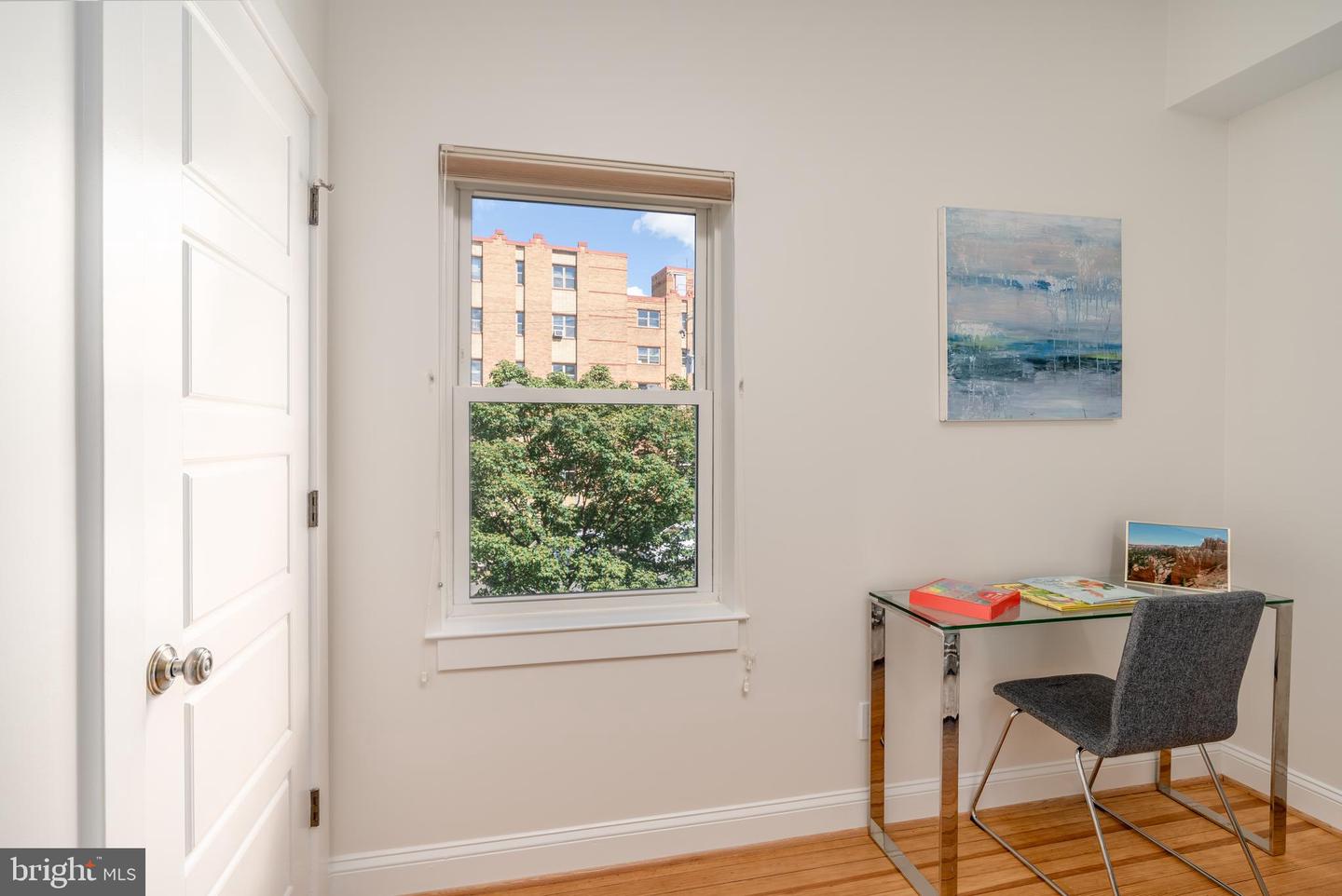 3249 38TH ST NW, WASHINGTON, District Of Columbia 20016, 3 Bedrooms Bedrooms, ,3 BathroomsBathrooms,Residential,For sale,3249 38TH ST NW,DCDC2217622 MLS # DCDC2217622