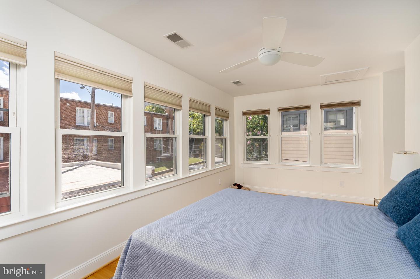 3249 38TH ST NW, WASHINGTON, District Of Columbia 20016, 3 Bedrooms Bedrooms, ,3 BathroomsBathrooms,Residential,For sale,3249 38TH ST NW,DCDC2217622 MLS # DCDC2217622
