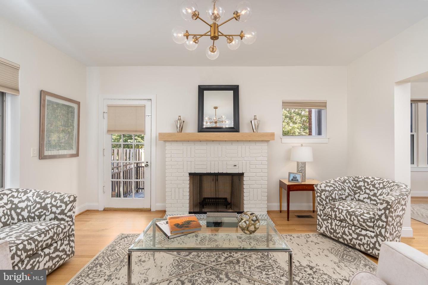 3249 38TH ST NW, WASHINGTON, District Of Columbia 20016, 3 Bedrooms Bedrooms, ,3 BathroomsBathrooms,Residential,For sale,3249 38TH ST NW,DCDC2217622 MLS # DCDC2217622