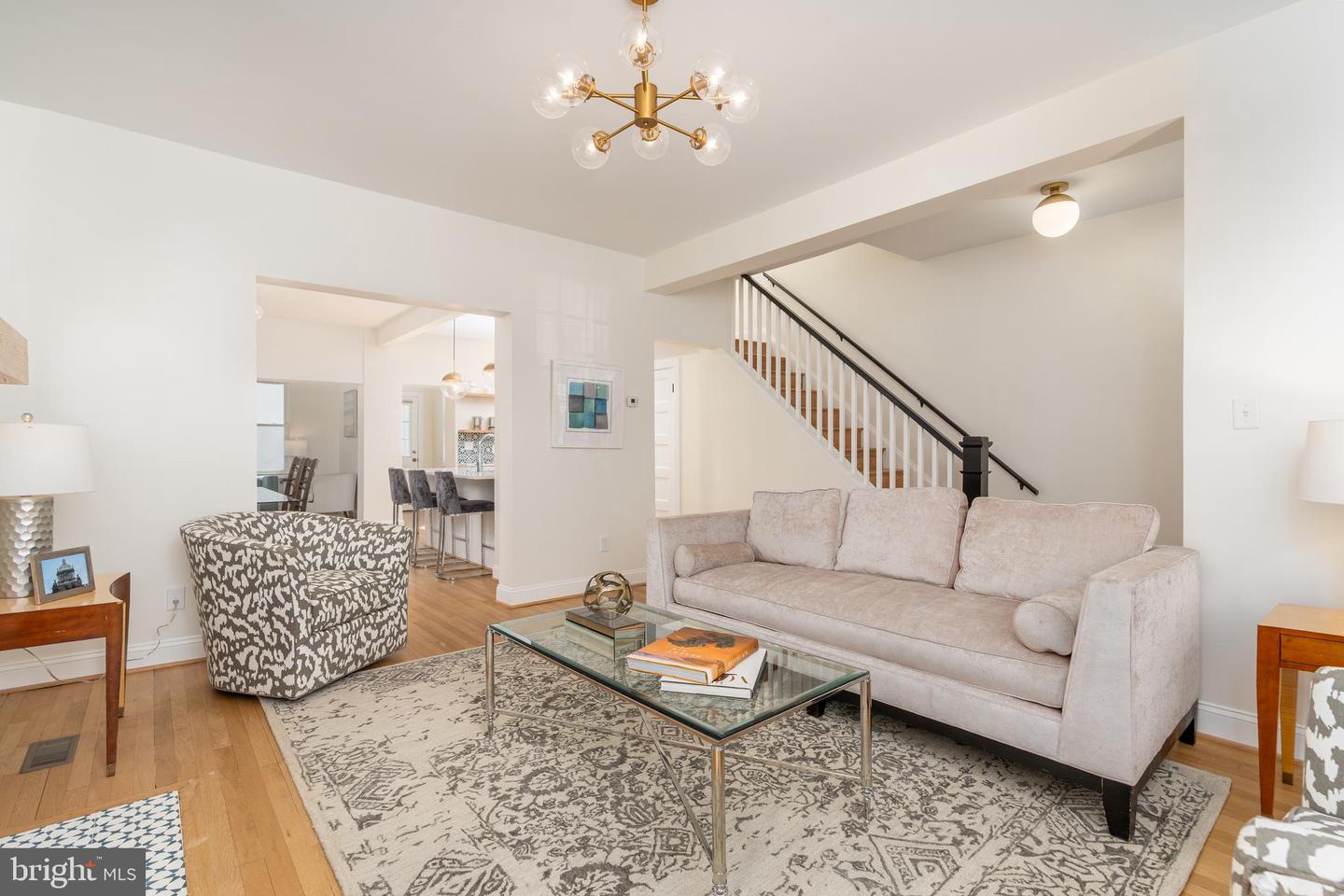 3249 38TH ST NW, WASHINGTON, District Of Columbia 20016, 3 Bedrooms Bedrooms, ,3 BathroomsBathrooms,Residential,For sale,3249 38TH ST NW,DCDC2217622 MLS # DCDC2217622