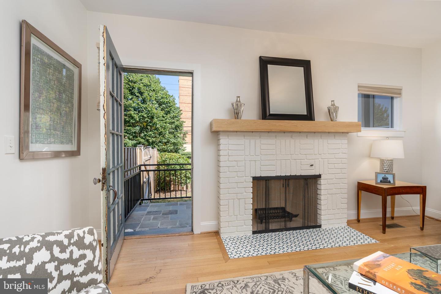 3249 38TH ST NW, WASHINGTON, District Of Columbia 20016, 3 Bedrooms Bedrooms, ,3 BathroomsBathrooms,Residential,For sale,3249 38TH ST NW,DCDC2217622 MLS # DCDC2217622