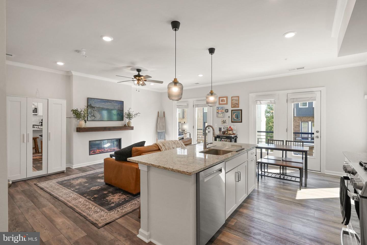 1317 RAIL STOP DR, WOODBRIDGE, Virginia 22191, 3 Bedrooms Bedrooms, ,2 BathroomsBathrooms,Residential,For sale,1317 RAIL STOP DR,VAPW2103100 MLS # VAPW2103100