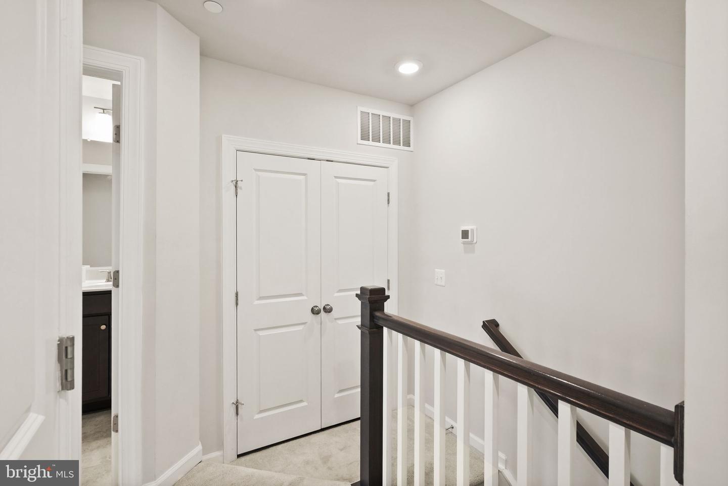 1317 RAIL STOP DR, WOODBRIDGE, Virginia 22191, 3 Bedrooms Bedrooms, ,2 BathroomsBathrooms,Residential,For sale,1317 RAIL STOP DR,VAPW2103100 MLS # VAPW2103100