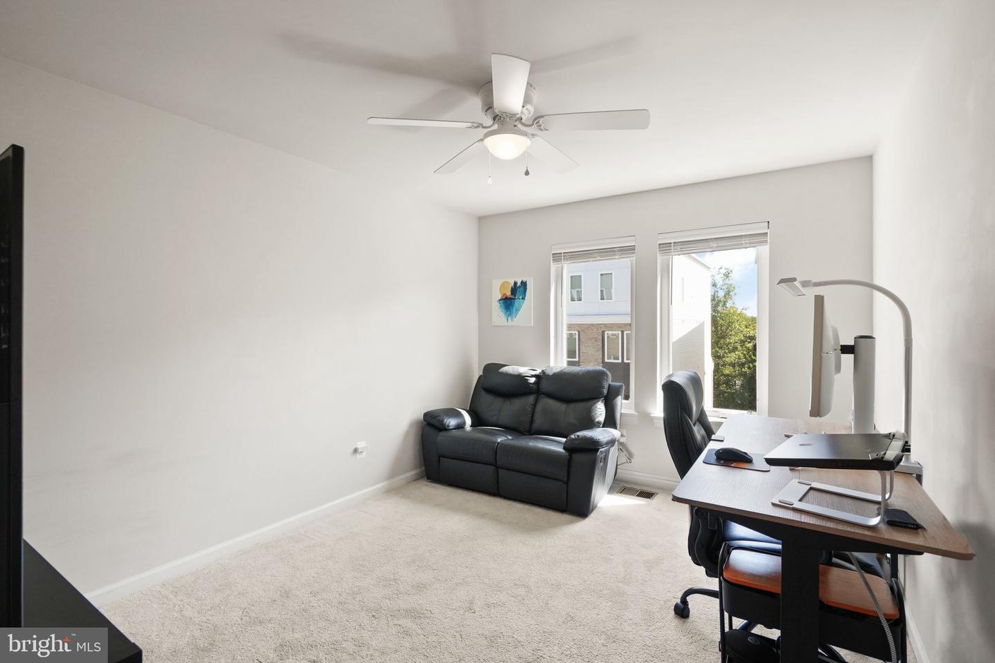 1317 RAIL STOP DR, WOODBRIDGE, Virginia 22191, 3 Bedrooms Bedrooms, ,2 BathroomsBathrooms,Residential,For sale,1317 RAIL STOP DR,VAPW2103100 MLS # VAPW2103100