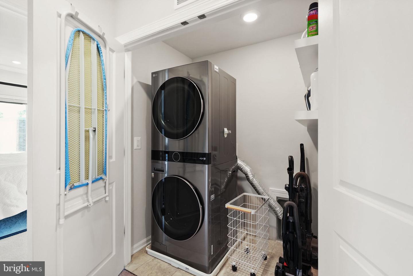 1317 RAIL STOP DR, WOODBRIDGE, Virginia 22191, 3 Bedrooms Bedrooms, ,2 BathroomsBathrooms,Residential,For sale,1317 RAIL STOP DR,VAPW2103100 MLS # VAPW2103100