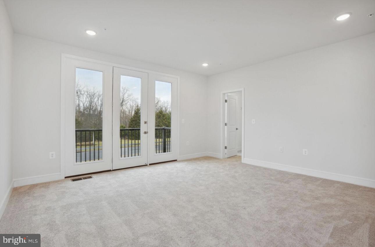 43234 FARRINGDON SQ, ASHBURN, Virginia 20148, 3 Bedrooms Bedrooms, ,3 BathroomsBathrooms,Residential,For sale,43234 FARRINGDON SQ,VALO2105986 MLS # VALO2105986