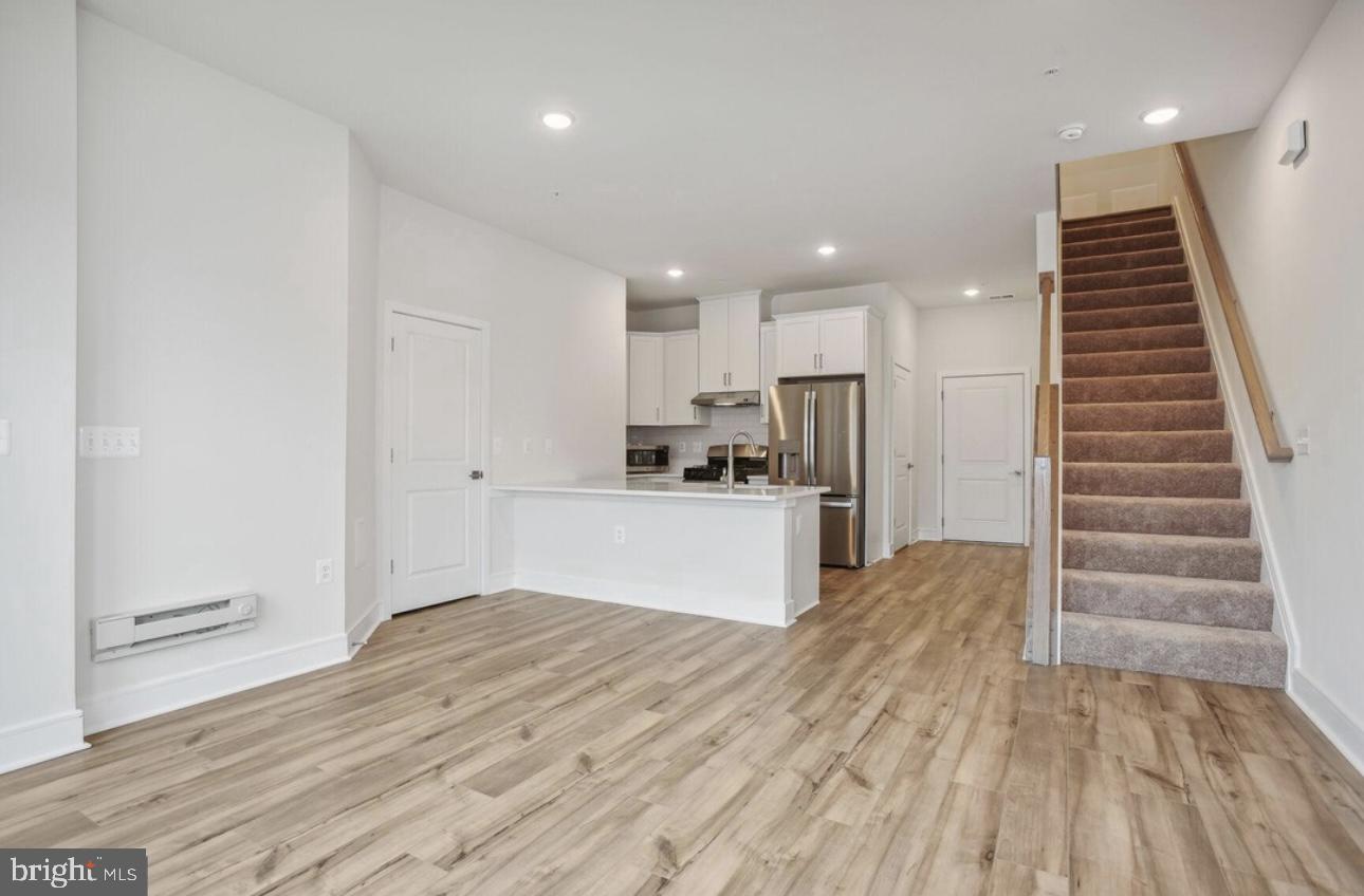 43234 FARRINGDON SQ, ASHBURN, Virginia 20148, 3 Bedrooms Bedrooms, ,3 BathroomsBathrooms,Residential,For sale,43234 FARRINGDON SQ,VALO2105986 MLS # VALO2105986