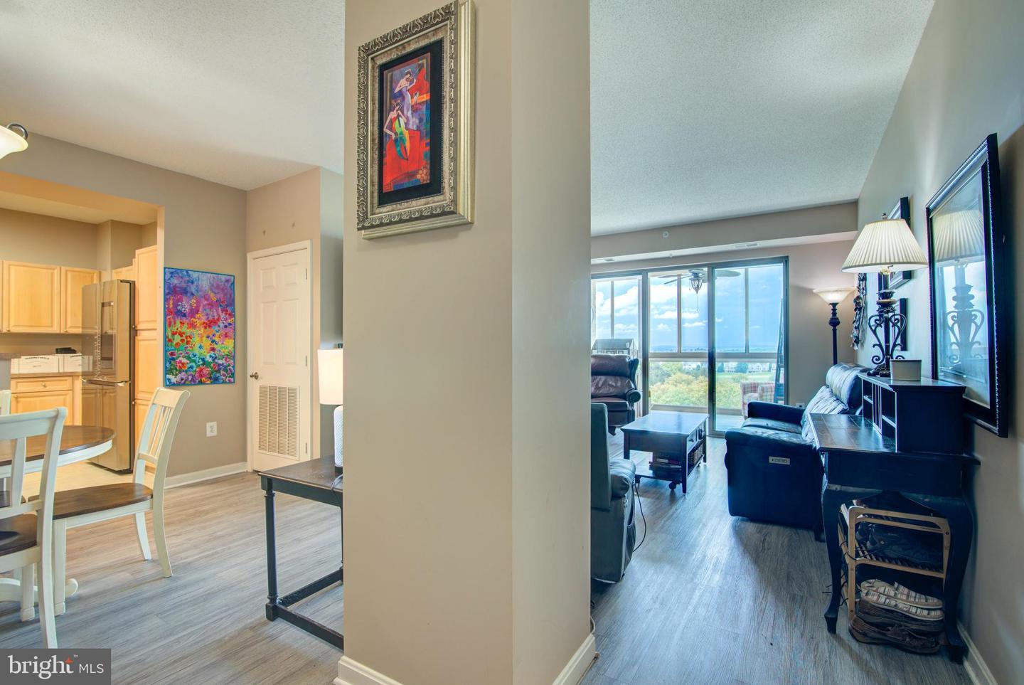 19365 CYPRESS RIDGE TER #1102, LEESBURG, Virginia 20176, 2 Bedrooms Bedrooms, ,2 BathroomsBathrooms,Residential,For sale,19365 CYPRESS RIDGE TER #1102,VALO2105996 MLS # VALO2105996