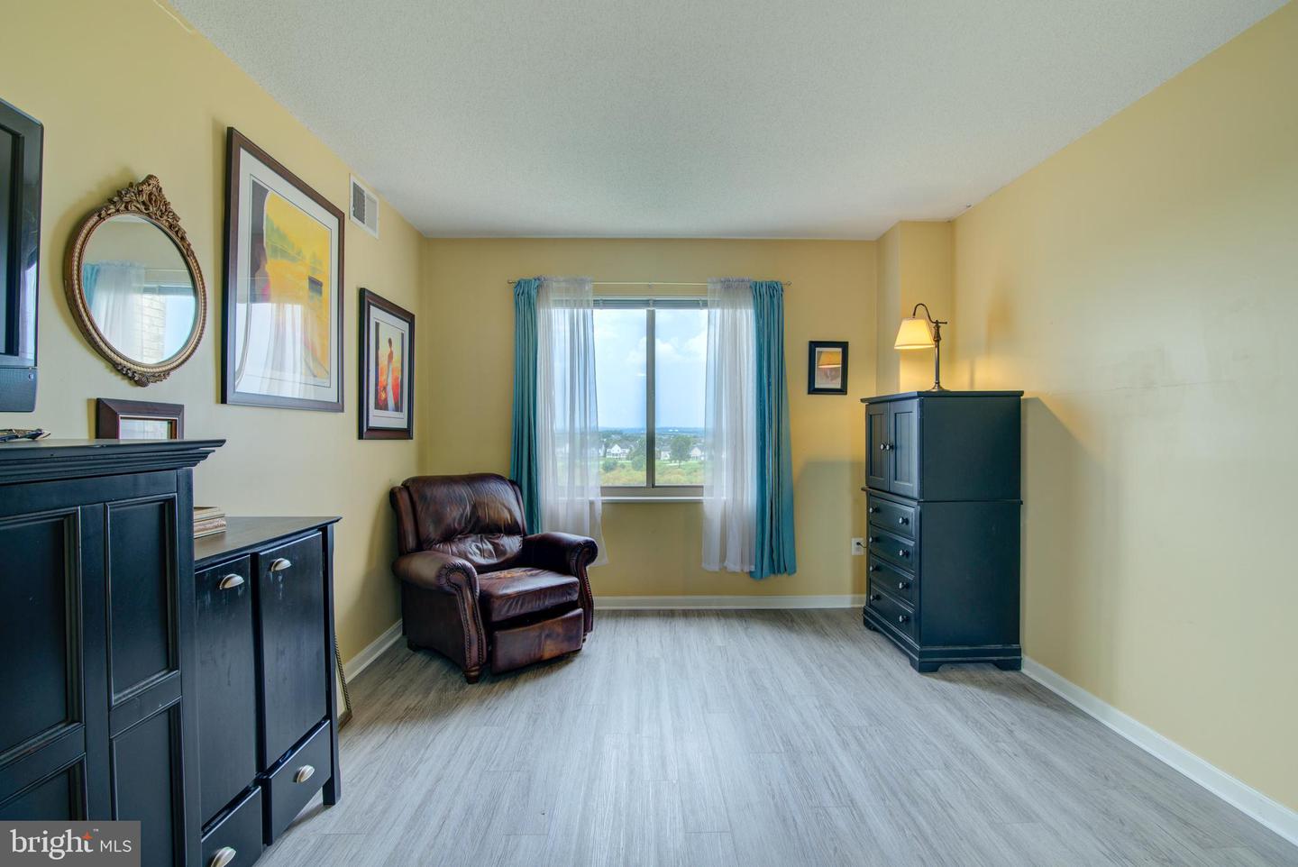 19365 CYPRESS RIDGE TER #1102, LEESBURG, Virginia 20176, 2 Bedrooms Bedrooms, ,2 BathroomsBathrooms,Residential,For sale,19365 CYPRESS RIDGE TER #1102,VALO2105996 MLS # VALO2105996