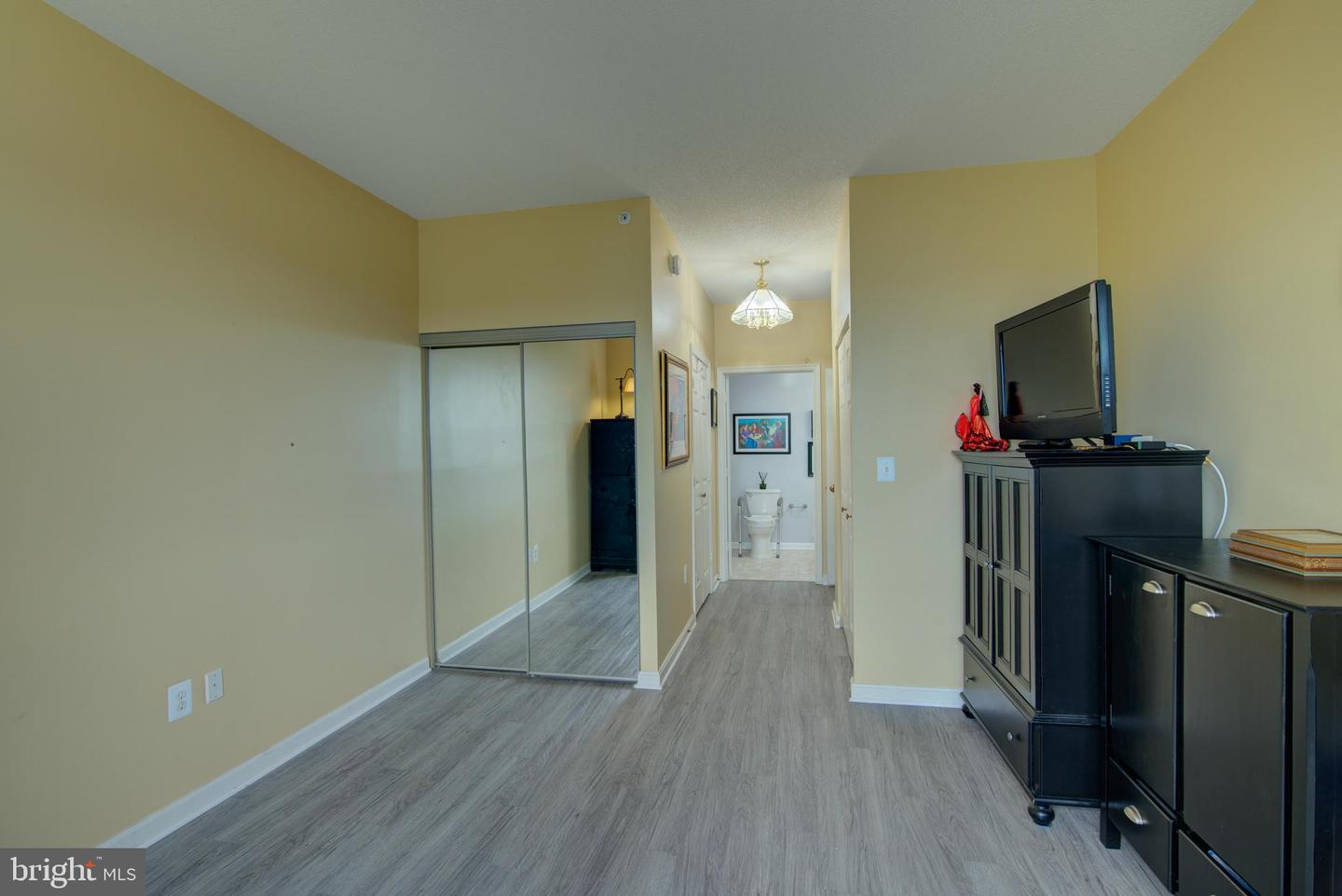 19365 CYPRESS RIDGE TER #1102, LEESBURG, Virginia 20176, 2 Bedrooms Bedrooms, ,2 BathroomsBathrooms,Residential,For sale,19365 CYPRESS RIDGE TER #1102,VALO2105996 MLS # VALO2105996