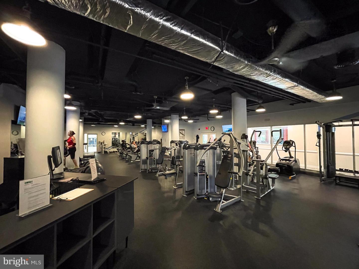 19365 CYPRESS RIDGE TER #1102, LEESBURG, Virginia 20176, 2 Bedrooms Bedrooms, ,2 BathroomsBathrooms,Residential,For sale,19365 CYPRESS RIDGE TER #1102,VALO2105996 MLS # VALO2105996