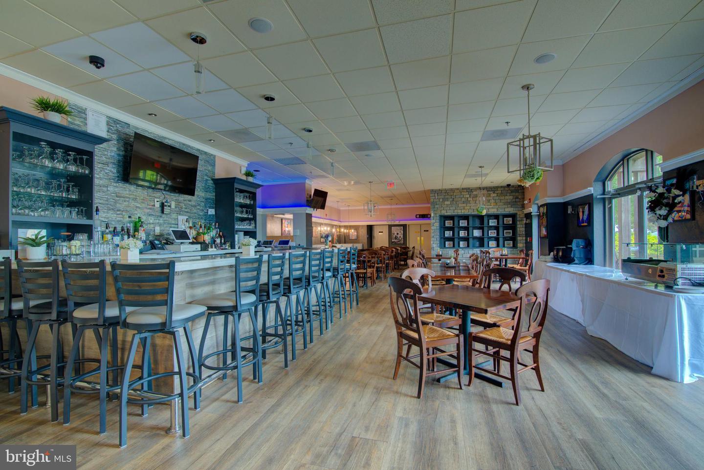 19365 CYPRESS RIDGE TER #1102, LEESBURG, Virginia 20176, 2 Bedrooms Bedrooms, ,2 BathroomsBathrooms,Residential,For sale,19365 CYPRESS RIDGE TER #1102,VALO2105996 MLS # VALO2105996