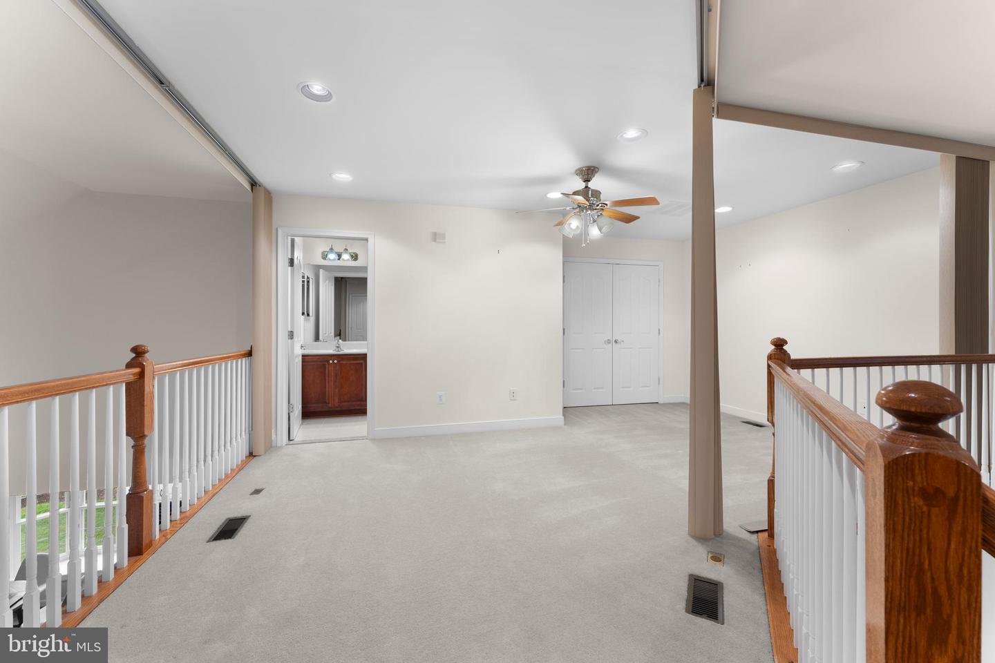 13141 TRIPLE CROWN LOOP, GAINESVILLE, Virginia 20155, 2 Bedrooms Bedrooms, ,4 BathroomsBathrooms,Residential,For sale,13141 TRIPLE CROWN LOOP,VAPW2103170 MLS # VAPW2103170