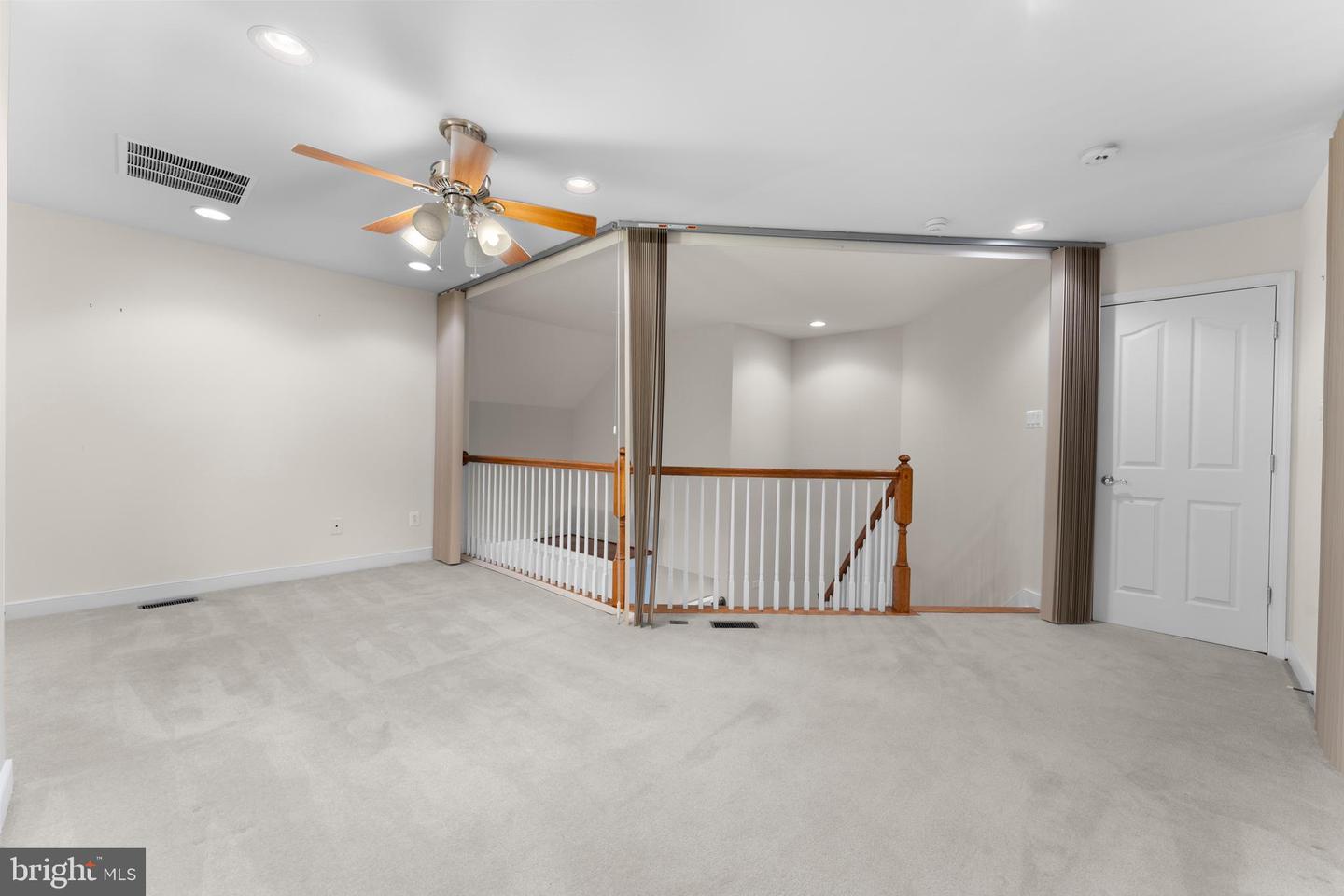 13141 TRIPLE CROWN LOOP, GAINESVILLE, Virginia 20155, 2 Bedrooms Bedrooms, ,4 BathroomsBathrooms,Residential,For sale,13141 TRIPLE CROWN LOOP,VAPW2103170 MLS # VAPW2103170