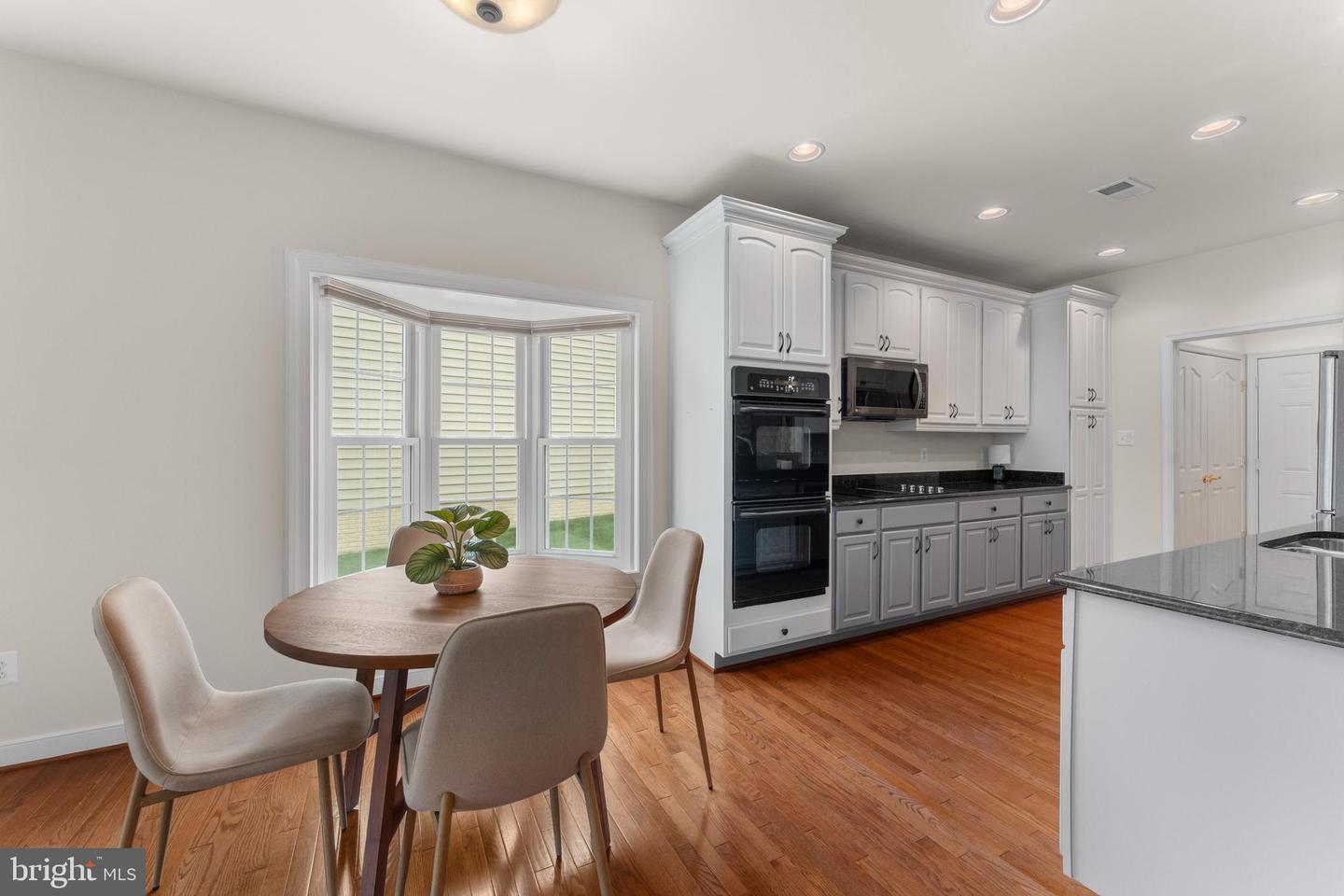 13141 TRIPLE CROWN LOOP, GAINESVILLE, Virginia 20155, 2 Bedrooms Bedrooms, ,4 BathroomsBathrooms,Residential,For sale,13141 TRIPLE CROWN LOOP,VAPW2103170 MLS # VAPW2103170