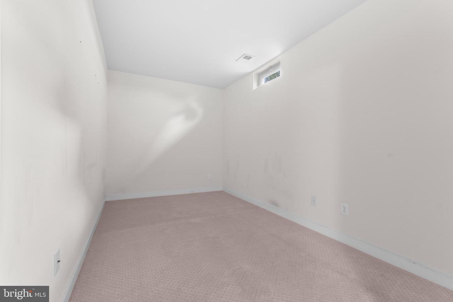 13141 TRIPLE CROWN LOOP, GAINESVILLE, Virginia 20155, 2 Bedrooms Bedrooms, ,4 BathroomsBathrooms,Residential,For sale,13141 TRIPLE CROWN LOOP,VAPW2103170 MLS # VAPW2103170