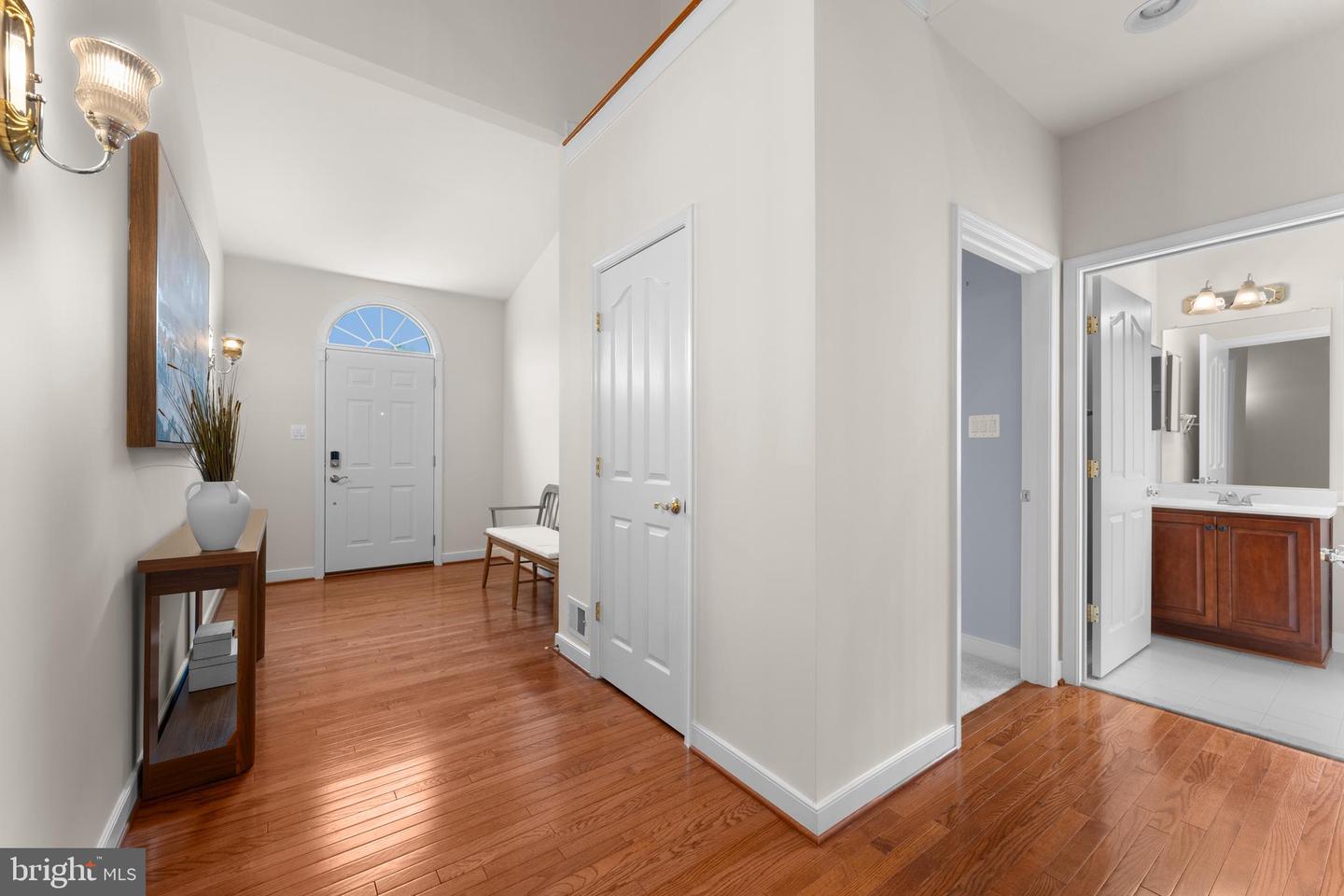 13141 TRIPLE CROWN LOOP, GAINESVILLE, Virginia 20155, 2 Bedrooms Bedrooms, ,4 BathroomsBathrooms,Residential,For sale,13141 TRIPLE CROWN LOOP,VAPW2103170 MLS # VAPW2103170