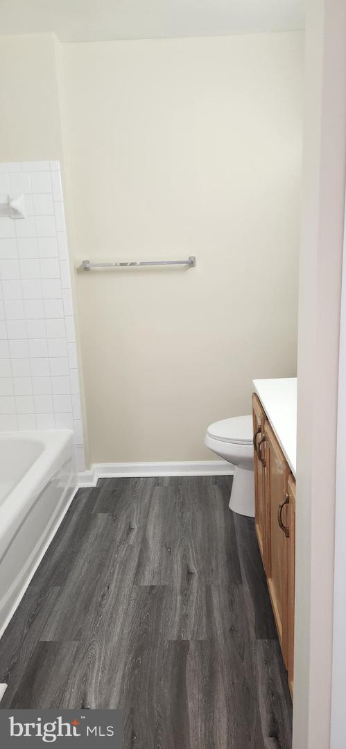 9075 FALCON GLEN CT, BRISTOW, Virginia 20136, 3 Bedrooms Bedrooms, 11 Rooms Rooms,3 BathroomsBathrooms,Residential,For sale,9075 FALCON GLEN CT,VAPW2103478 MLS # VAPW2103478