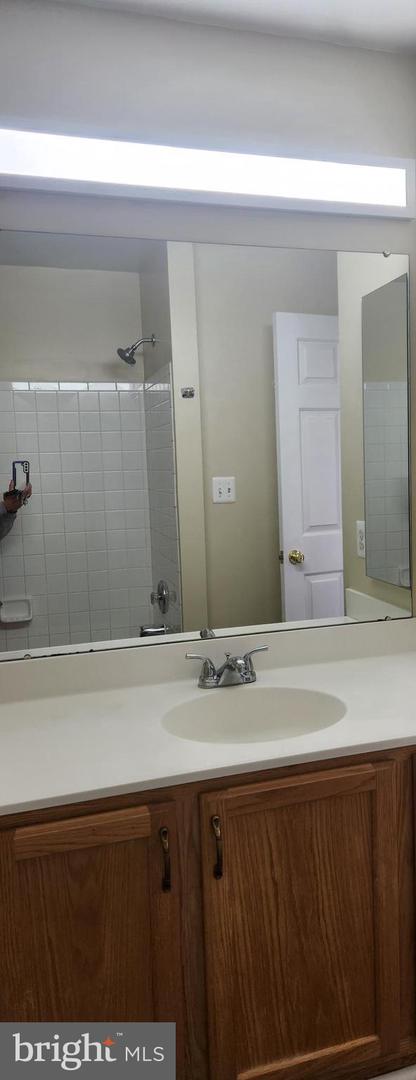 9075 FALCON GLEN CT, BRISTOW, Virginia 20136, 3 Bedrooms Bedrooms, 11 Rooms Rooms,3 BathroomsBathrooms,Residential,For sale,9075 FALCON GLEN CT,VAPW2103478 MLS # VAPW2103478
