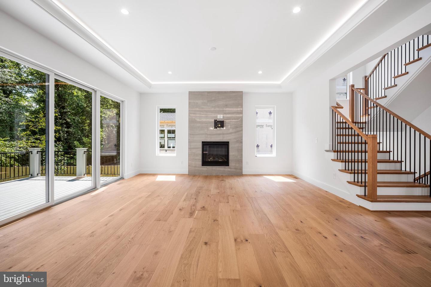 1935 FOXHALL RD, MCLEAN, Virginia 22101, 6 Bedrooms Bedrooms, ,6 BathroomsBathrooms,Residential,For sale,1935 FOXHALL RD,VAFX2265902 MLS # VAFX2265902
